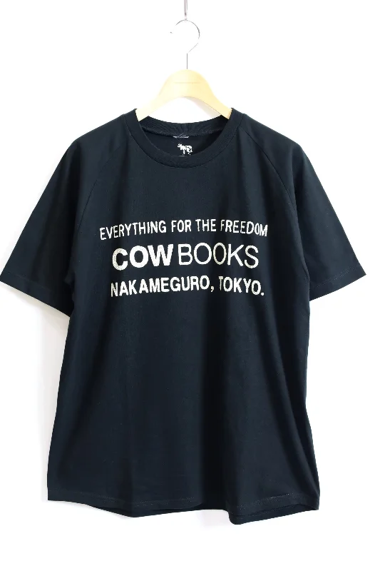 COW BOOKS / Raglan Sleeve T-shirt-Black×Ivory