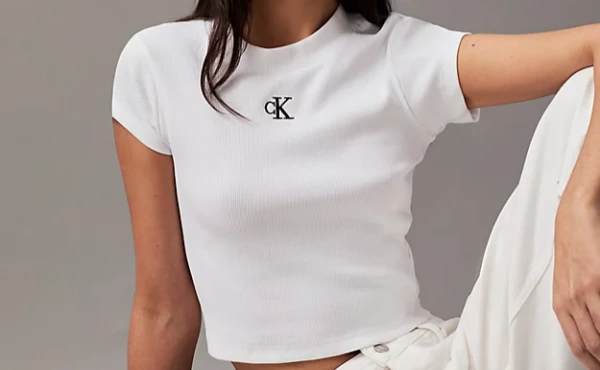 Effortless Chic: The Perfect Everyday Crop Top